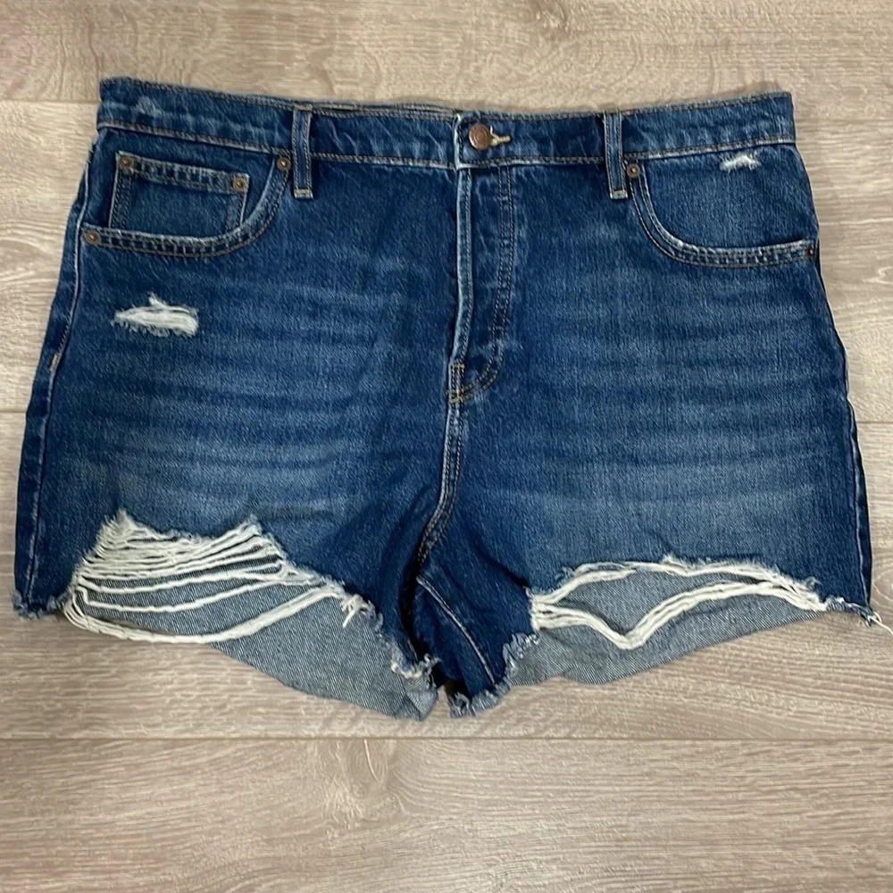 Calvin Klein High Rise Distressed Denim Jean Shorts 32 - Picture 3 of 15